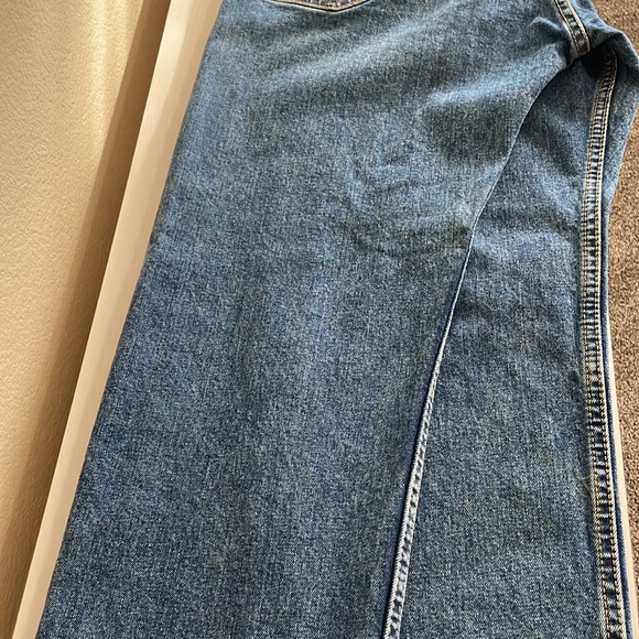 Levi’s. Washed and dried once. Blue. 505 31 waists 30 length. - Picture 7 of 14